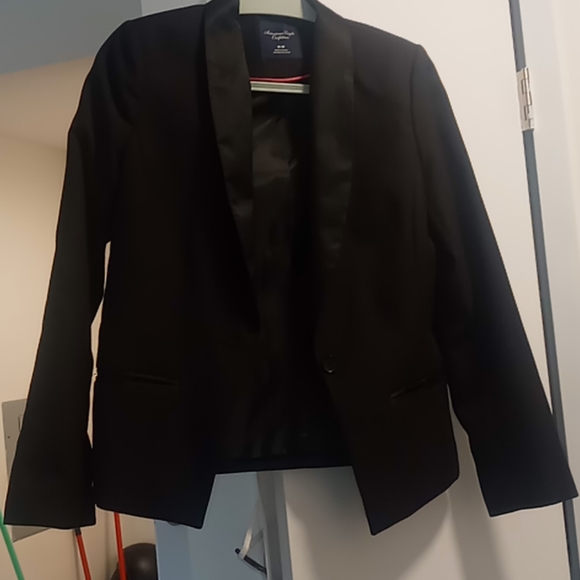 Black blazer - Picture 2 of 6